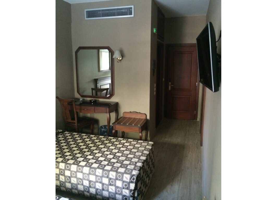 Ξενοδοχείο 3* “Hotel Oceanis”